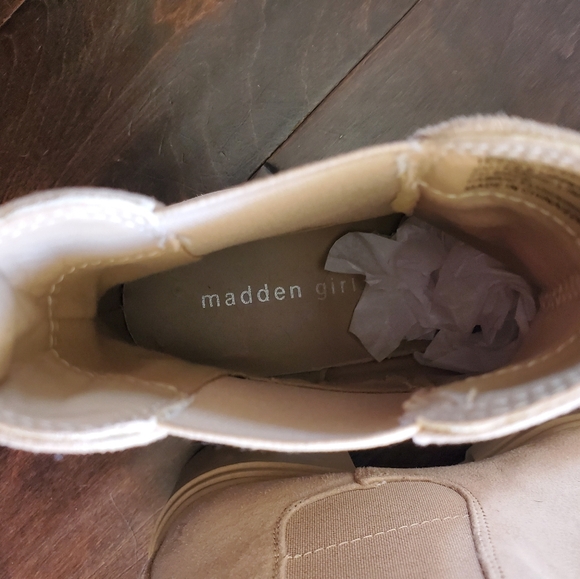 Madden Girl Boots - Picture 7 of 7
